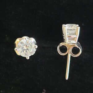 Diamond Solitaire Earrings in 14 K White Gold